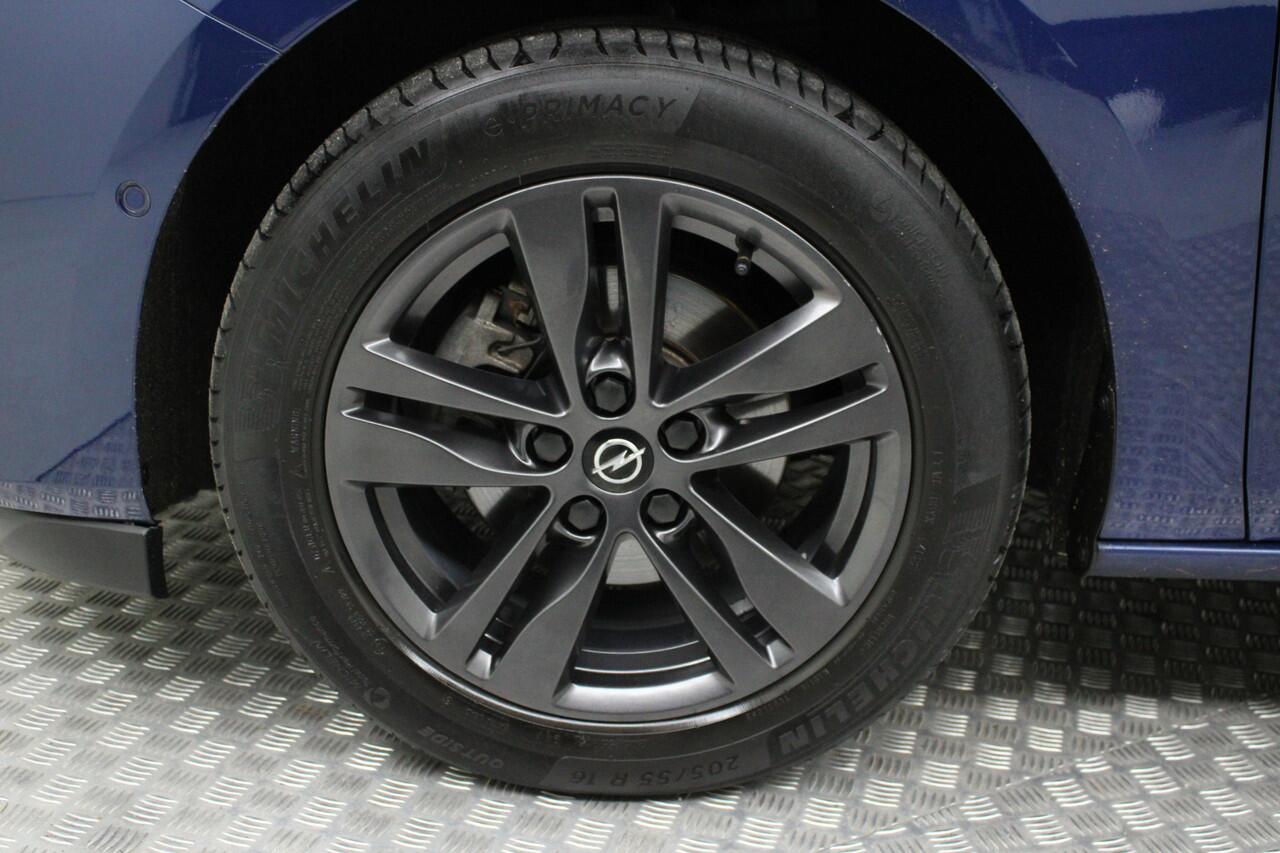 Opel ASTRA Sports Tourer 1.2 Design & Tech | climate control | navi fullmap | pdc v/a + camera | carplay | cruise control | bluetooth