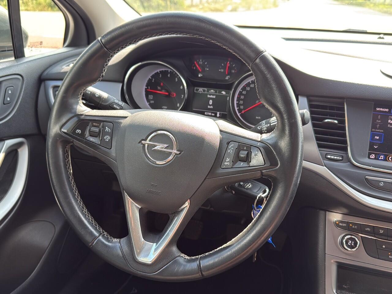 Opel ASTRA 1.2 Edition, led, navi, carplay 5 drs