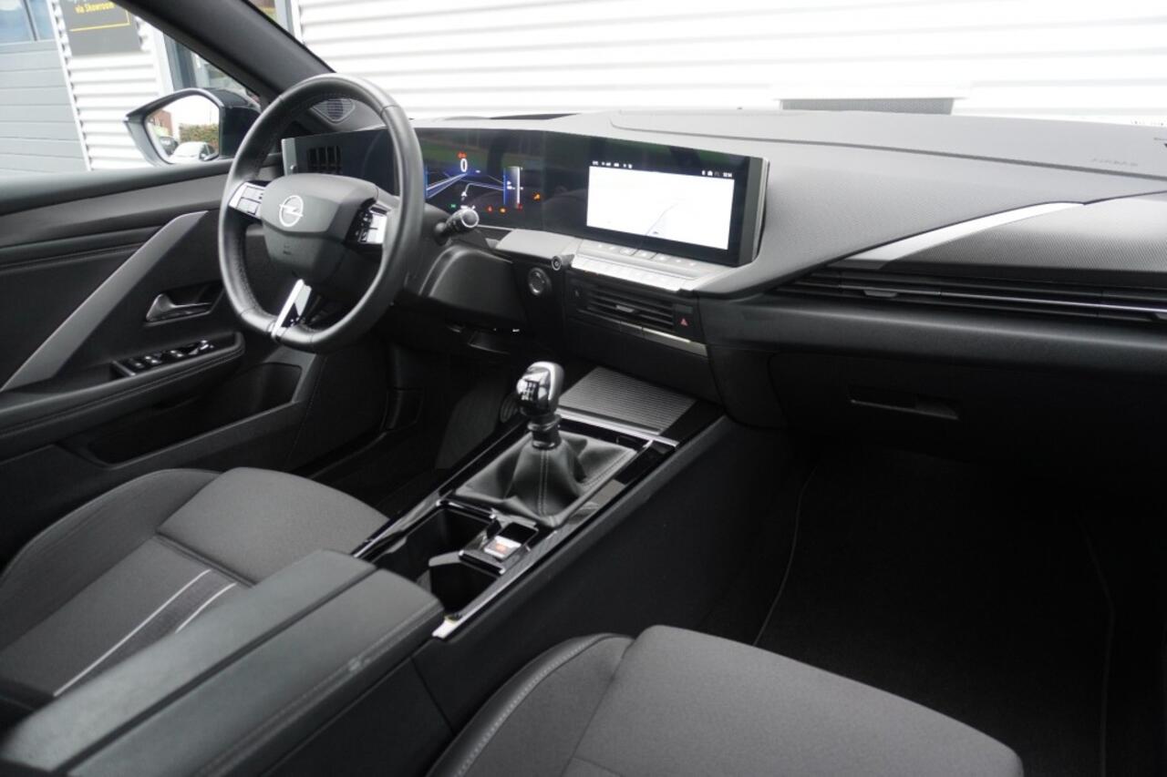 Opel ASTRA 1.2 Turbo 130pk GS / Camera / Stoel- en stuurverwarming / Adaptive Cruise / Head-up-display