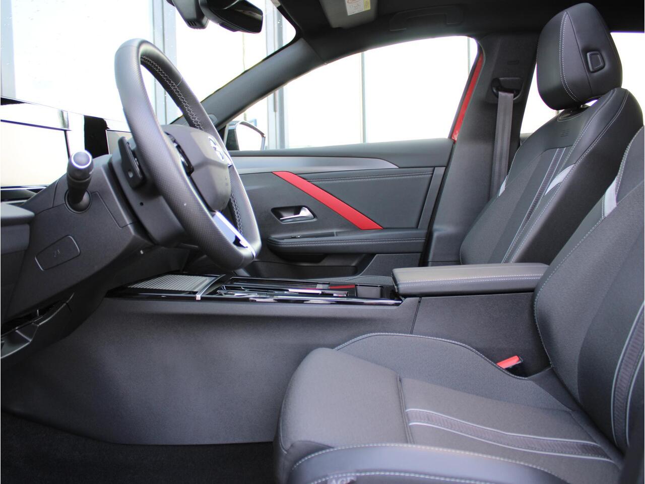 Opel ASTRA 1.6 Hybrid First Edition | Navi / Panoramadak / Camera