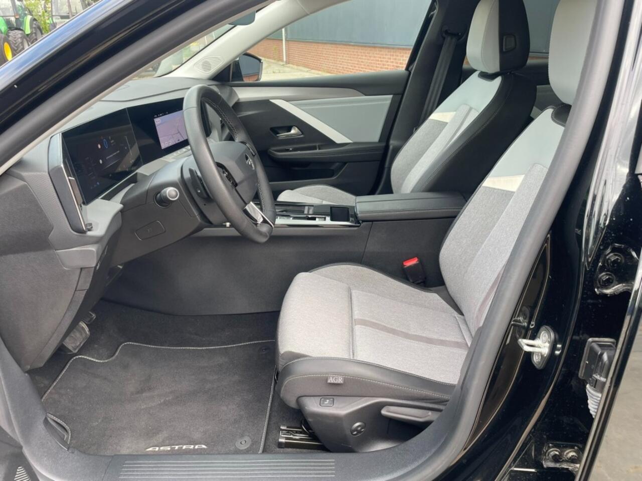 Opel ASTRA ST 1.6 Turbo Plug In Hybrid Carplay / Camera / Stoelverwarming