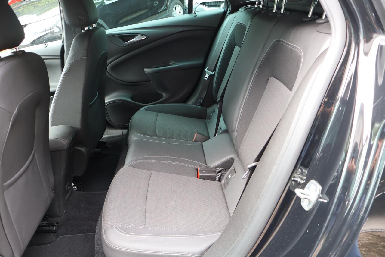 Opel ASTRA Sports Tourer 1.6 Turbo Innovation 200 PK