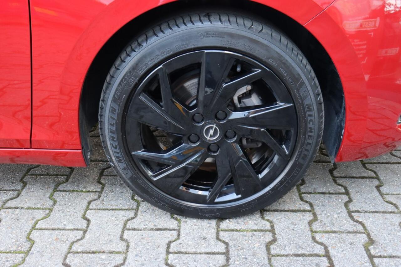 Opel ASTRA 1.2 130 pk GS Line - carplay - winterpakket