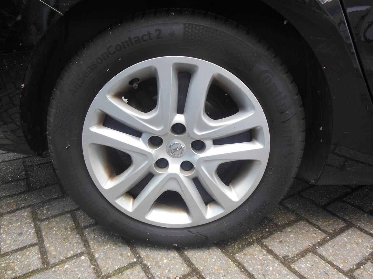 Opel ASTRA Sports Tourer 1.2 Edition Staat in De Krim