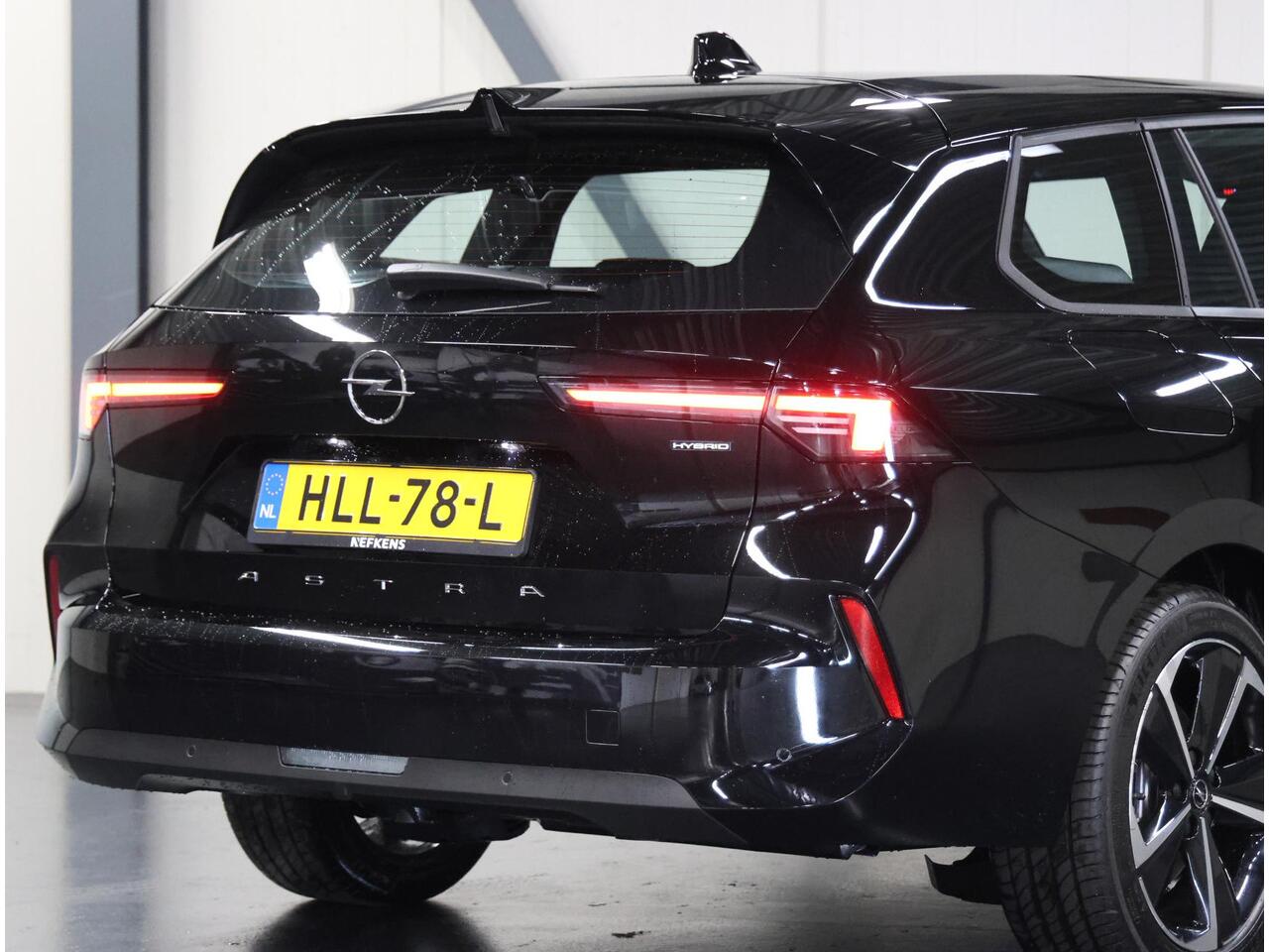 Opel ASTRA Sports Tourer 1.6 Turbo 225PK Plug In Hybrid Edition | AUTOMAAT | AppleCarPlay/AndroidAuto | Trekhaak | AdaptiveCruiseControl | Rondom Parkeersensoren | Isofix |