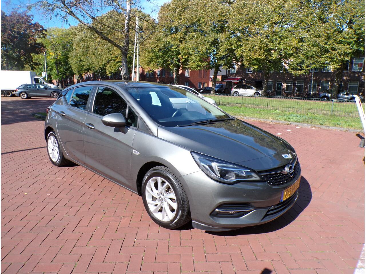 Opel ASTRA 1.2 Edition CAMERA NAVI TELEFOON CRUISECONTOL NAP......