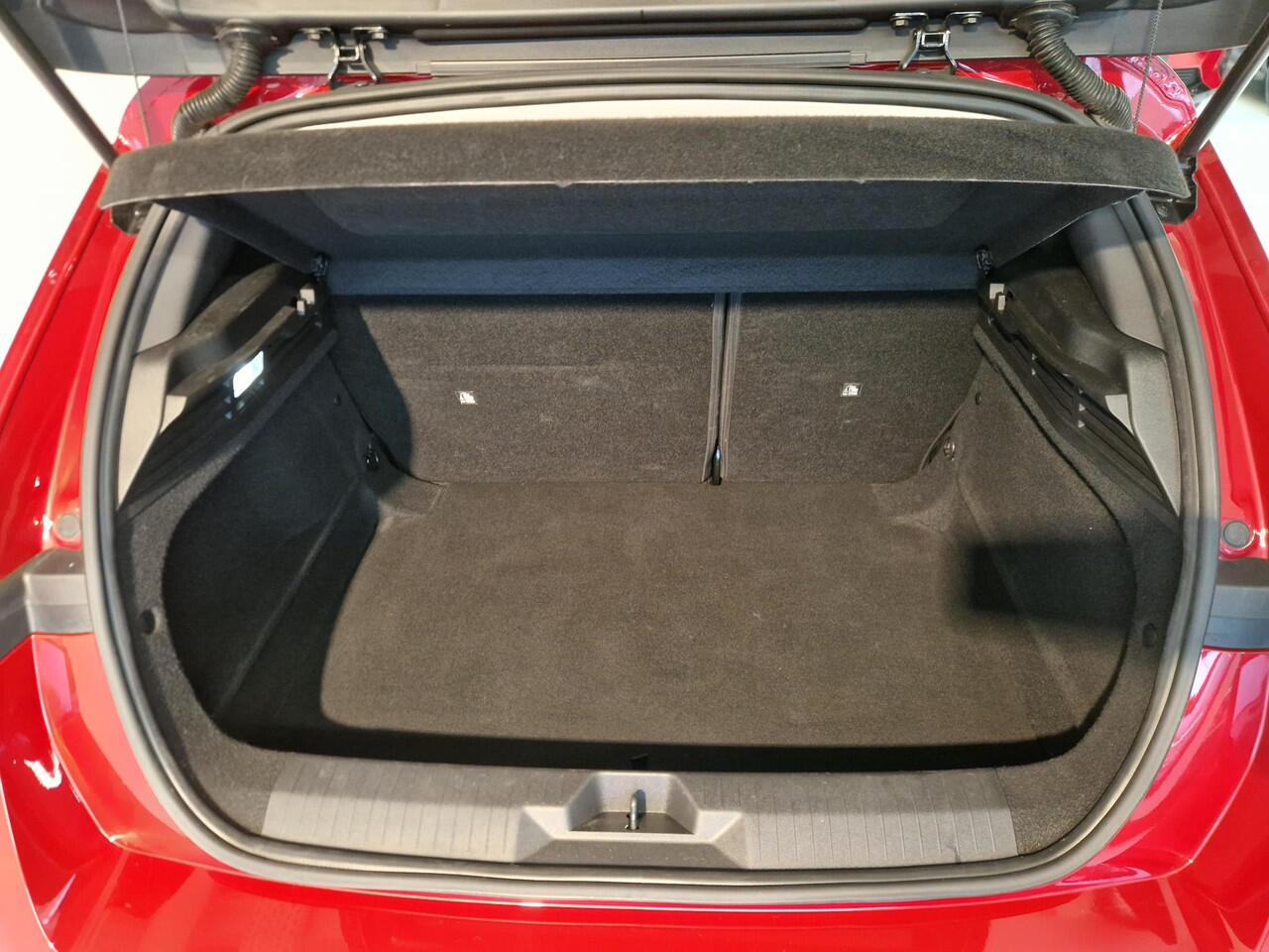 Opel ASTRA 1.2 Level 3 Stoelverwarming| Stuurwielverwarming | Achteruitrijcamera | Apple Carplay/Android Auto