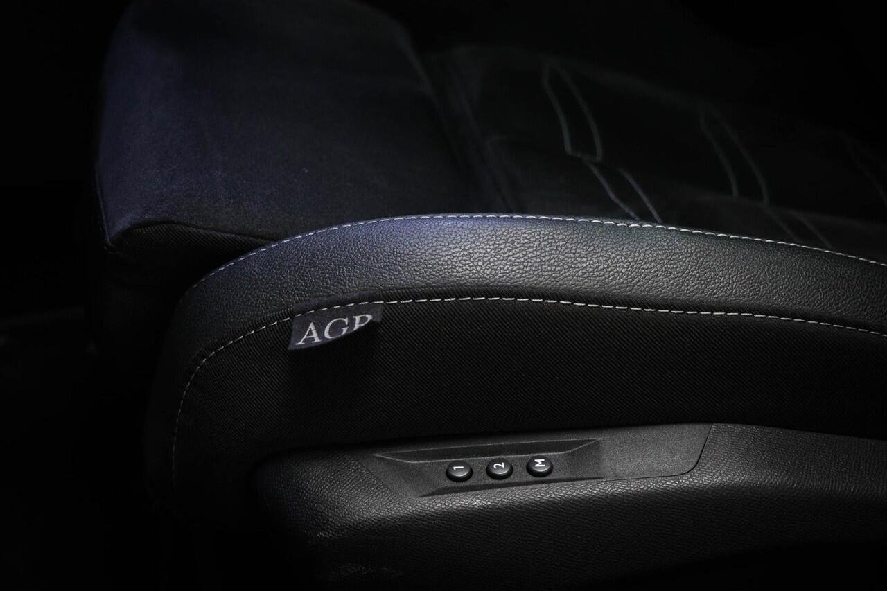 Opel ASTRA Sports Tourer 1.6 Hybrid Ultimate | ULTIMATE PACK | PANORAMADAK | STUURVERWARMING | 360 CAMERA | 18"