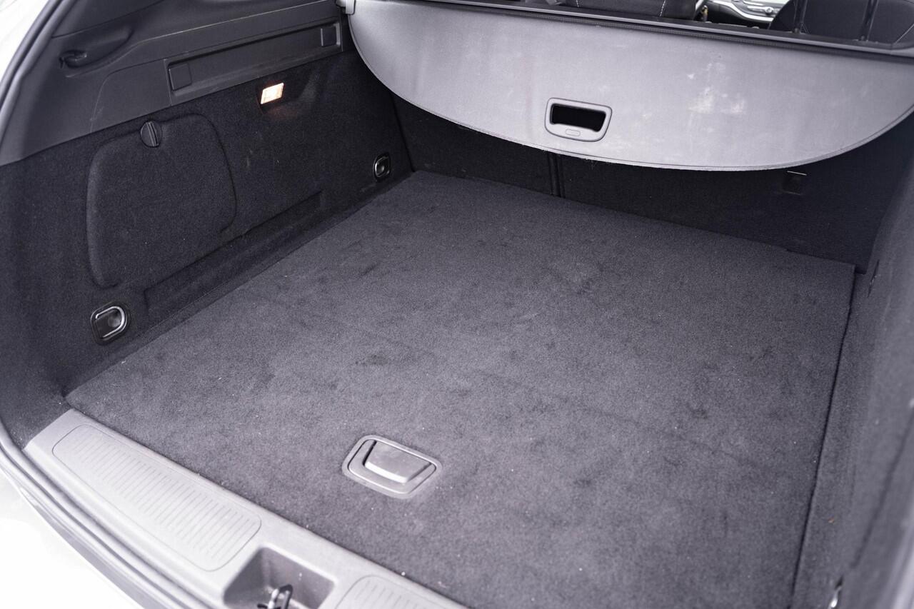 Opel ASTRA Sports Tourer 1.5 CDTI Edition Navi PDC Cruise Camera Apple Carplay