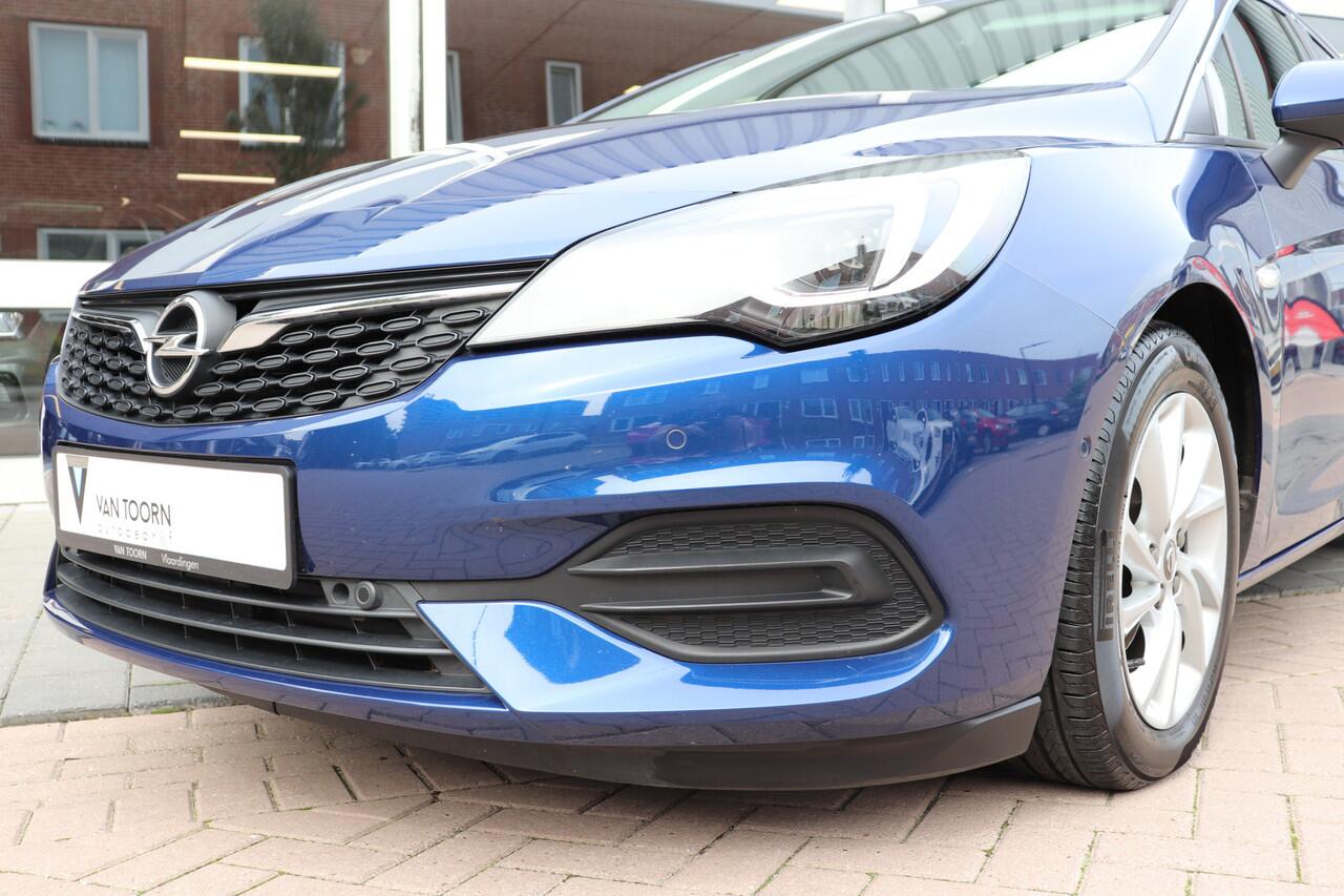 Opel ASTRA Sports Tourer 1.4 Elegance automaat. 146pk, Navigatie.