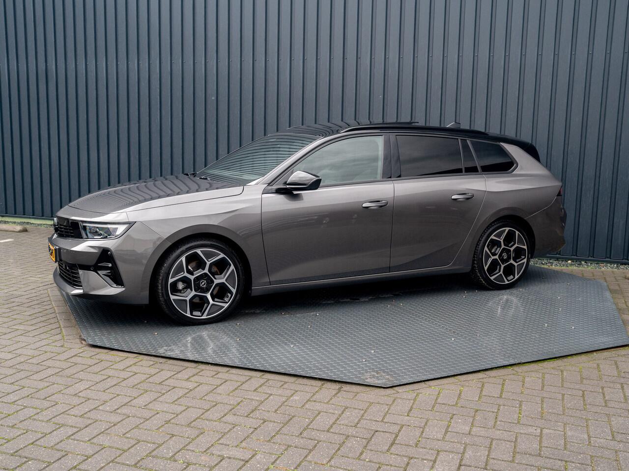 Opel ASTRA Sports Tourer 1.2 Turbo Ultimate | Panodak | Stoelgeheugen | Leder | Prijs Rijklaar!!