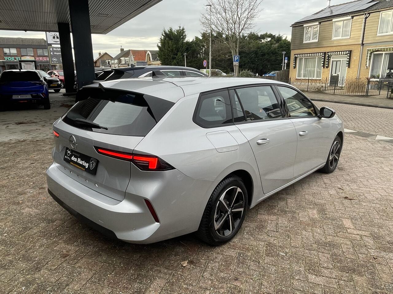 Opel ASTRA Sports Tourer 1.2 Business Edition ECC/Parkeerhulp V+A/Apple Carplay/Android Auto.
