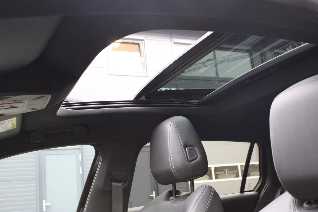 Opel ASTRA Sports Tourer 1.6 Turbo Plug In Hybrid Ultimate Edition Leder - Panoramadak - Adaptieve cruise control Head Up display - Sportstoelen - Complete uitvoering 225 pk