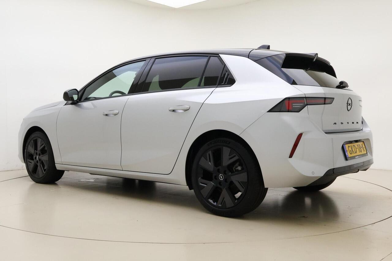 Opel ASTRA Electric 54 kWh GS | 3-fase lader | Warmtepomp | Camera | AGR-stoel | Stoelverwarming | Stuurverwarming | Two-tone lak | Adaptive cruise control