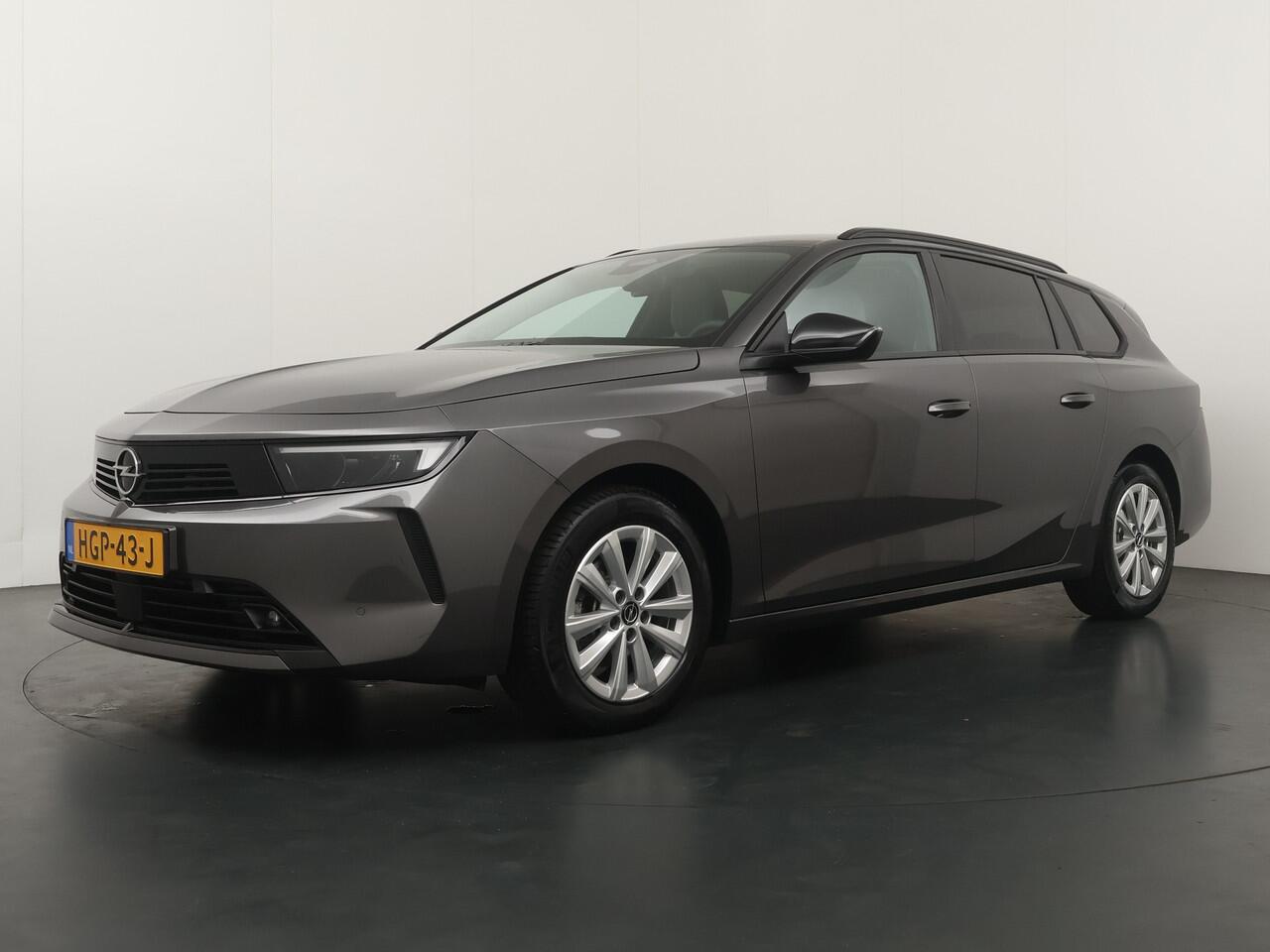 Opel ASTRA Sports Tourer 1.2 T Edition Camera / Navi / Clima / Stoelverwarming