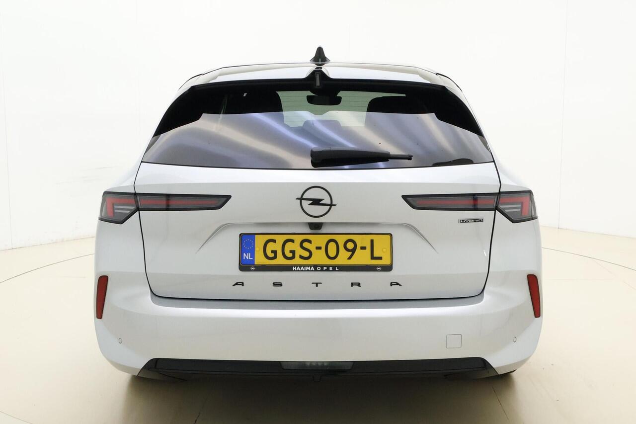Opel ASTRA Sports Tourer 1.2 Turbo 145pk Hybrid GS | Navigatie | Stoel & Stuurverwarming | Keyless | Lichtmetalen velgen | Extra getint glas | Camera | Climate control | Zwart dak
