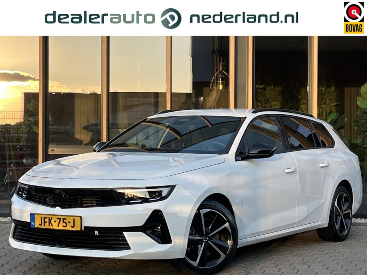 Opel ASTRA 1.6 Turbo Plug In Hybrid Edition