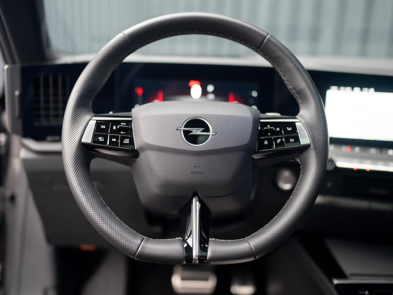 Opel ASTRA Sports Tourer 1.2 Turbo Ultimate | Panodak | Stoelgeheugen | Leder | Prijs Rijklaar!!