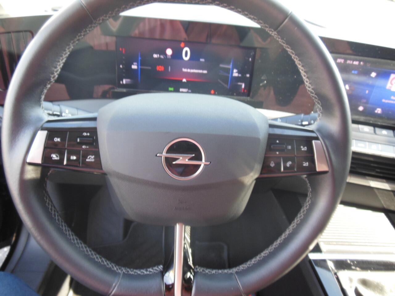 Opel ASTRA 1.2 Edition Staat in Hoogeveen