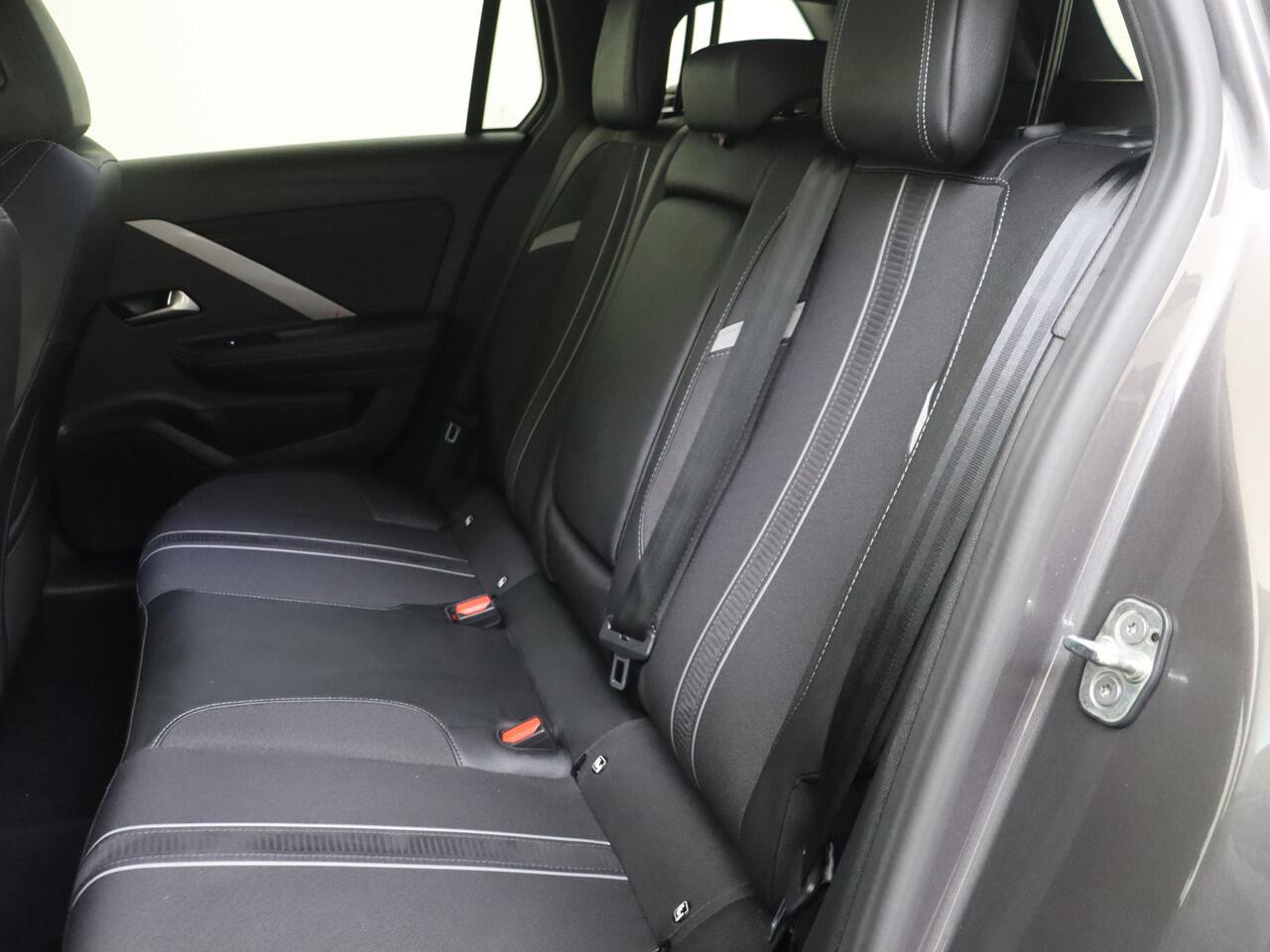 Opel ASTRA Sports Tourer 1.2 Turbo Hybrid GS | Infotainment Pack | Stoel en Stuurverwarming | Camera | Carplay |