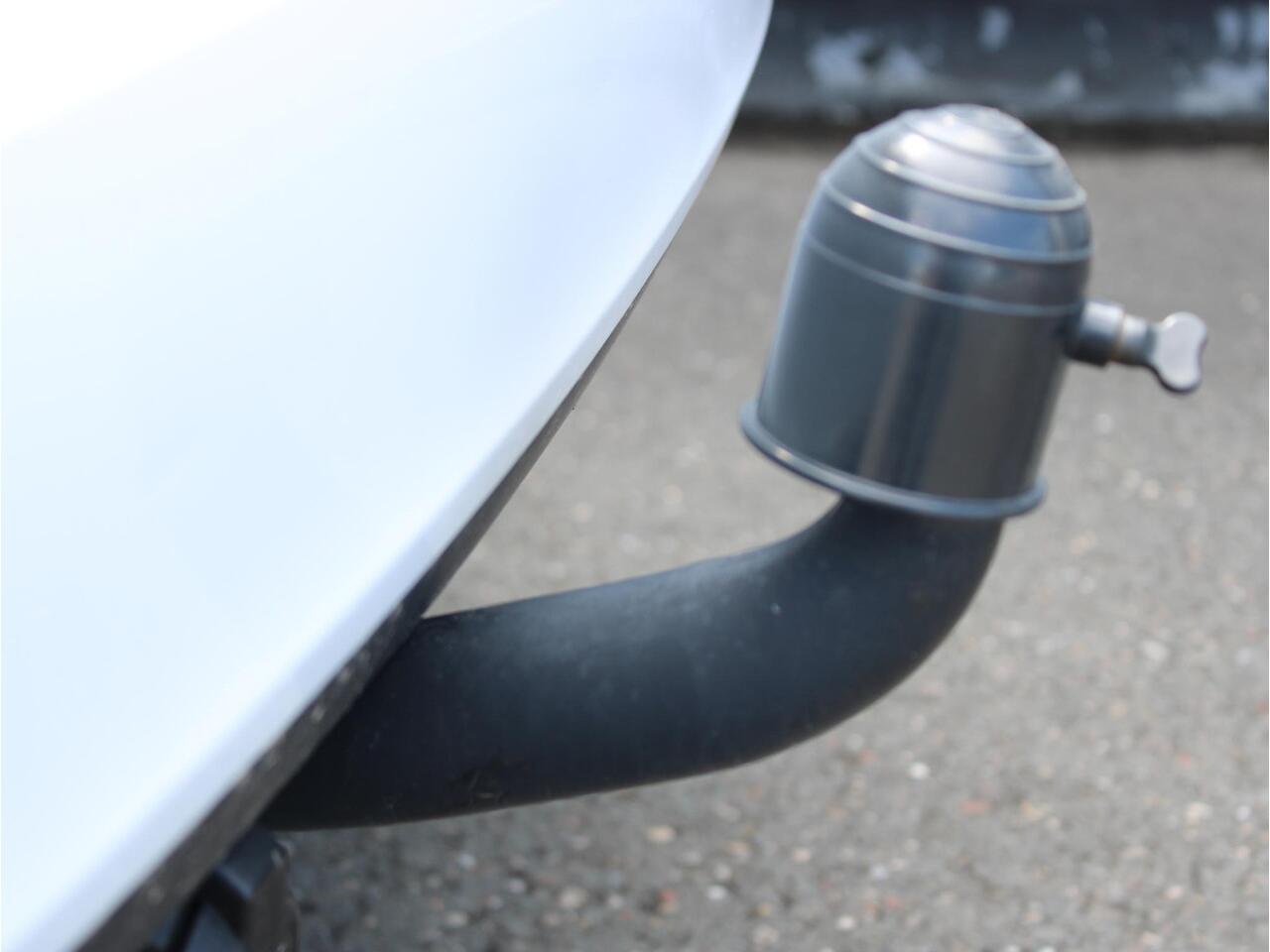 Opel ASTRA Sports Tourer 1.2T 110 Design & Tech NAVI/CAMERA/TREKH.