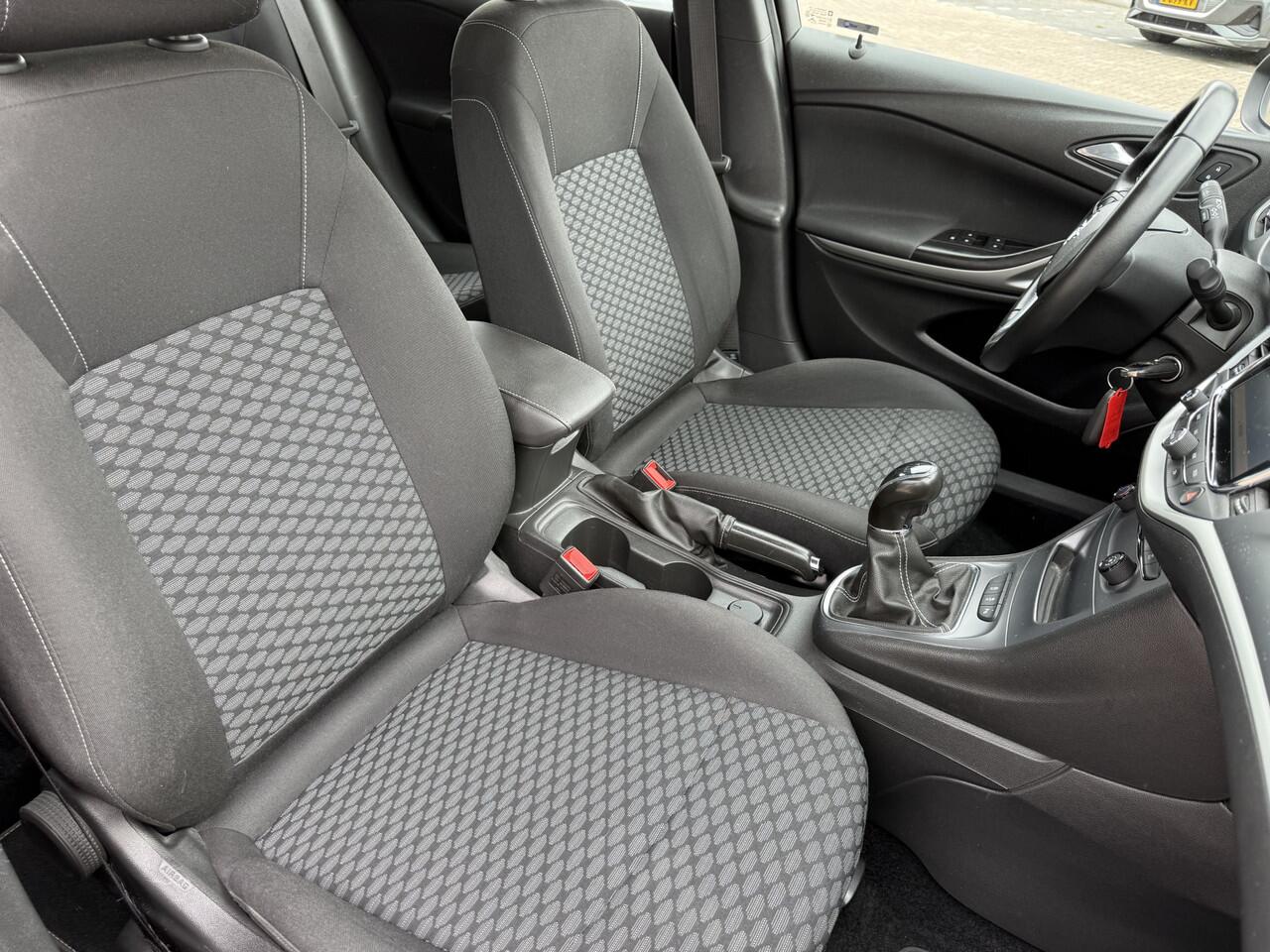 Opel ASTRA Sports Tourer 1.0 Turbo Online Edition Navigatie, Camera, Trekhaak, LED, etc..