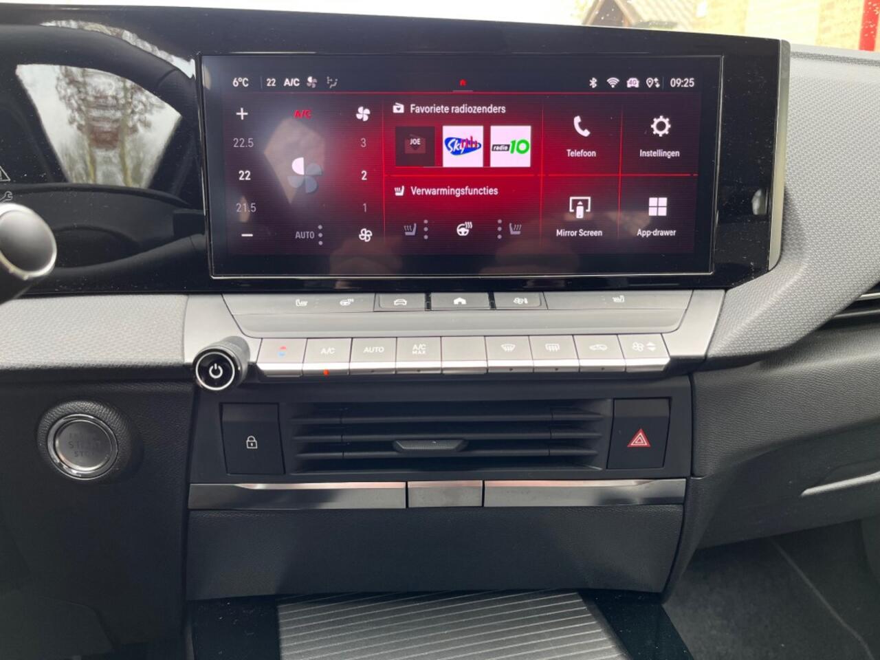 Opel ASTRA SPORTS TOURER 1.6 HYBRID LEVEL 2 PHEV PLUG-IN / TREKHAAK / PDC