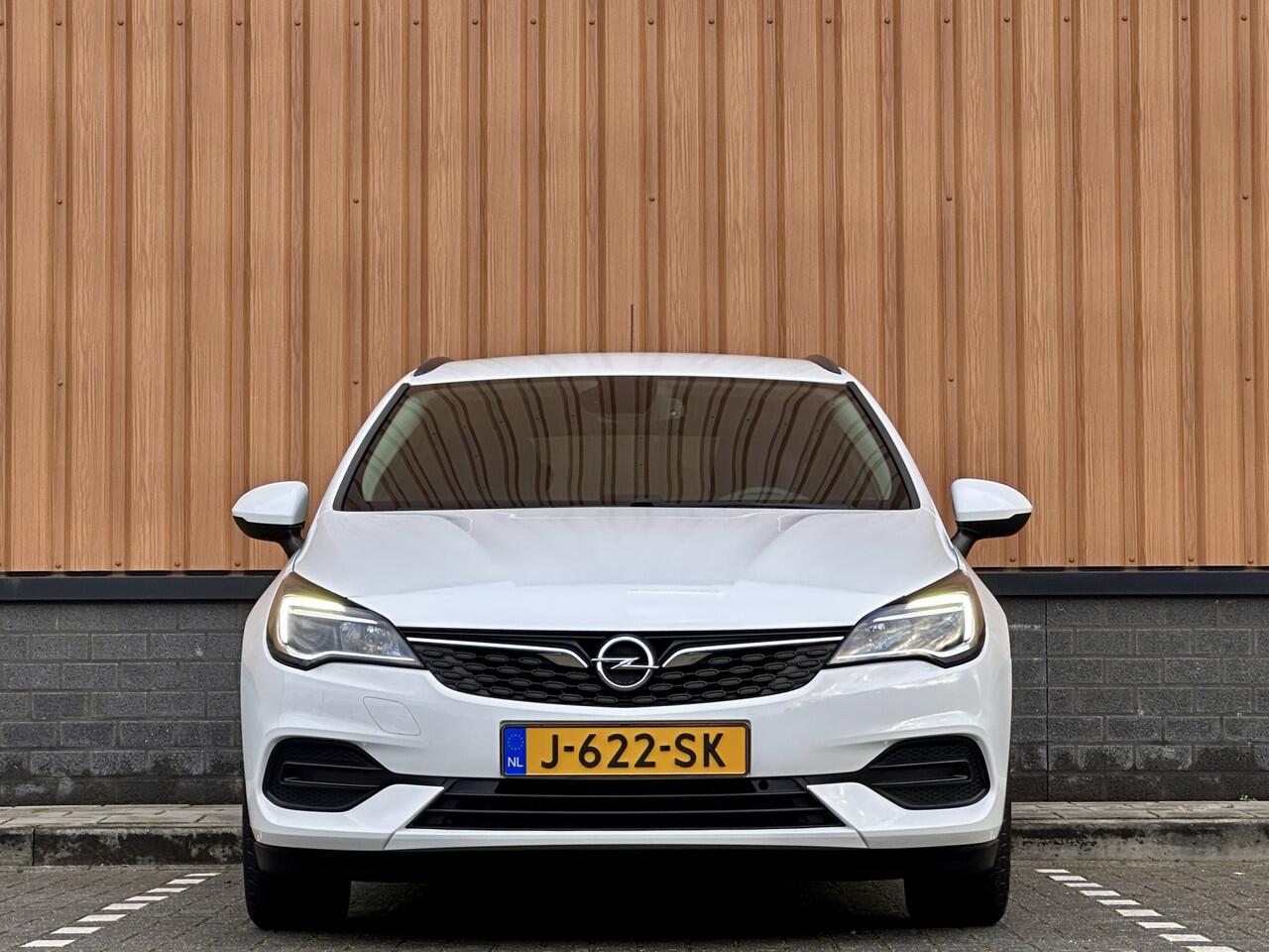 Opel ASTRA Sports Tourer 1.2 Edition | Cruise Control | Parkeersensoren Achter | Apple Carplay/Android Auto | DAB | Navigatie |