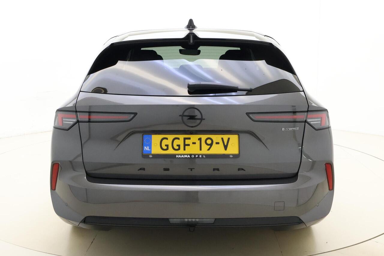 Opel ASTRA Sports Tourer 1.2 Turbo Hybrid GS 145 PK Automaat | Navigatie | Climate control | Camera | Stoel & Stuurverwarming | Keyless | Lichtmetalen velgen | Extra getint glas