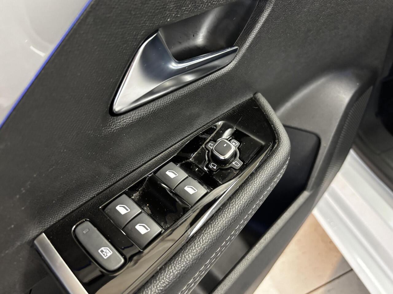 Opel ASTRA Sports Tourer 1.6 Hybrid Level 4 Automaat | Panoramadak | AGR | Stoelverwarming | 360 camera |