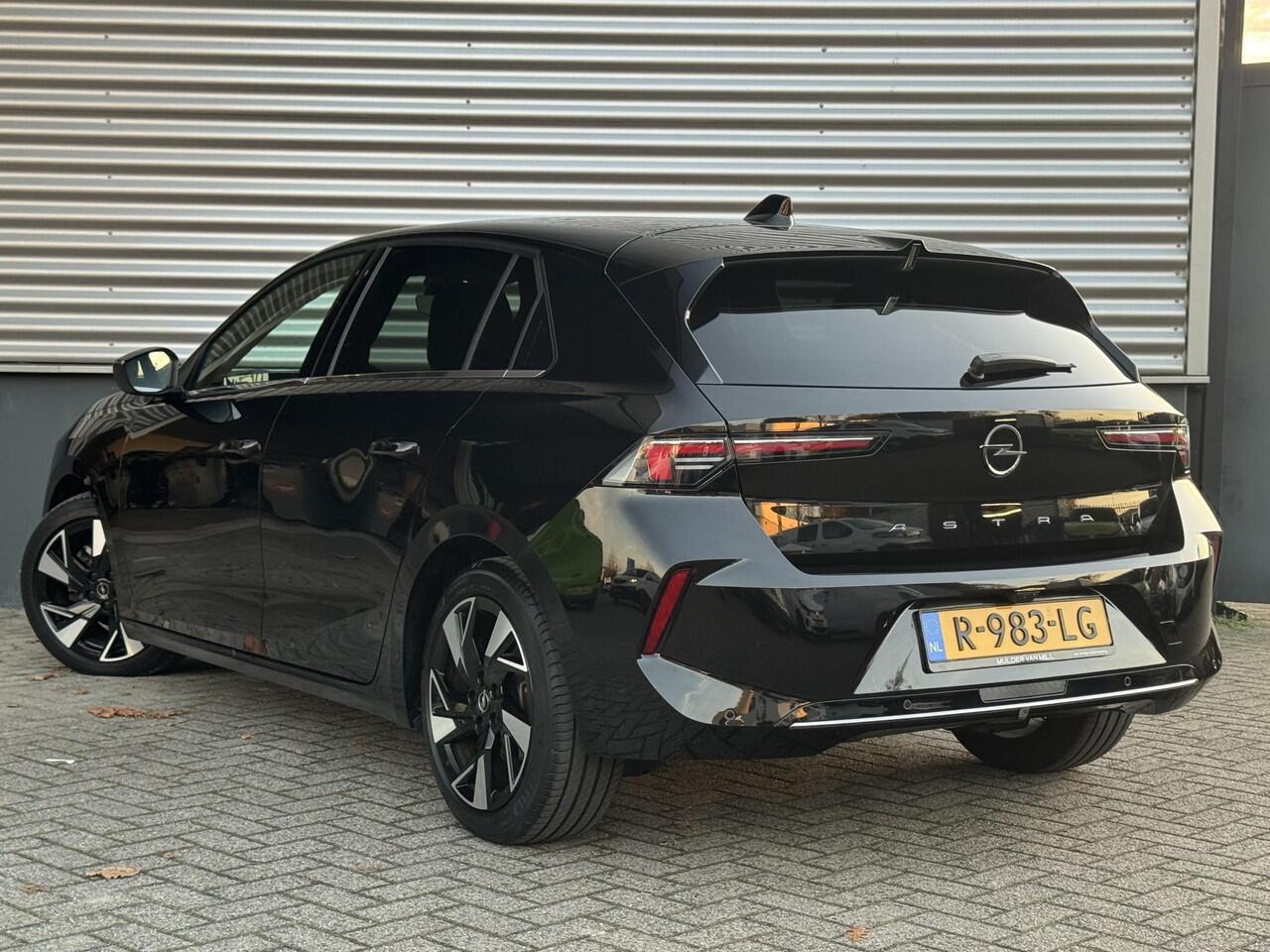 Opel ASTRA Elegance 1.2 Turbo 130pk | AGR-STOEL | KEYLESS | OPEL PURE PANEL | 180° CAMERA | DODEHOEK DETECTIE | ISOFIX | FULL LED |