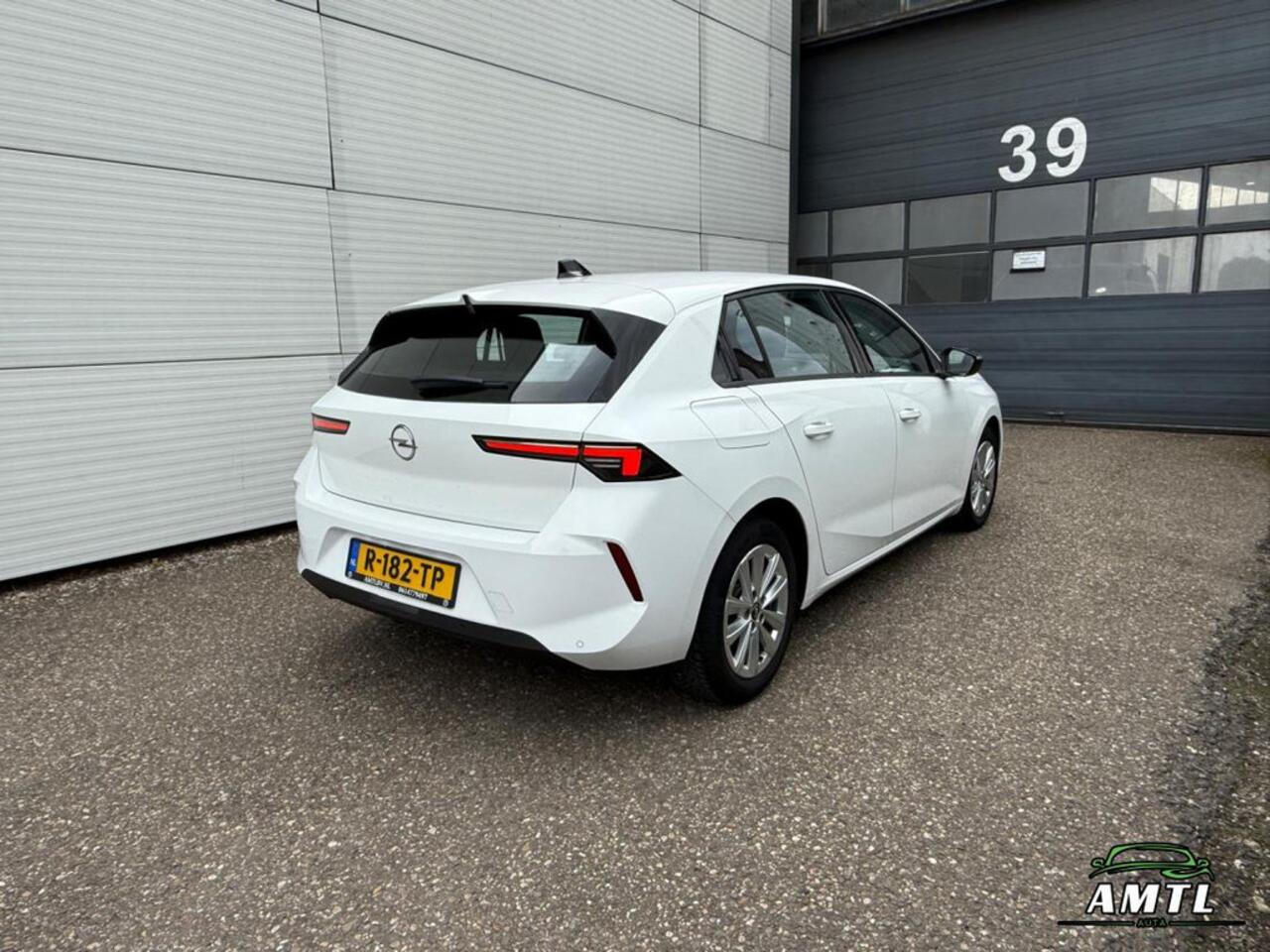 Opel ASTRA - 1.2 Edition