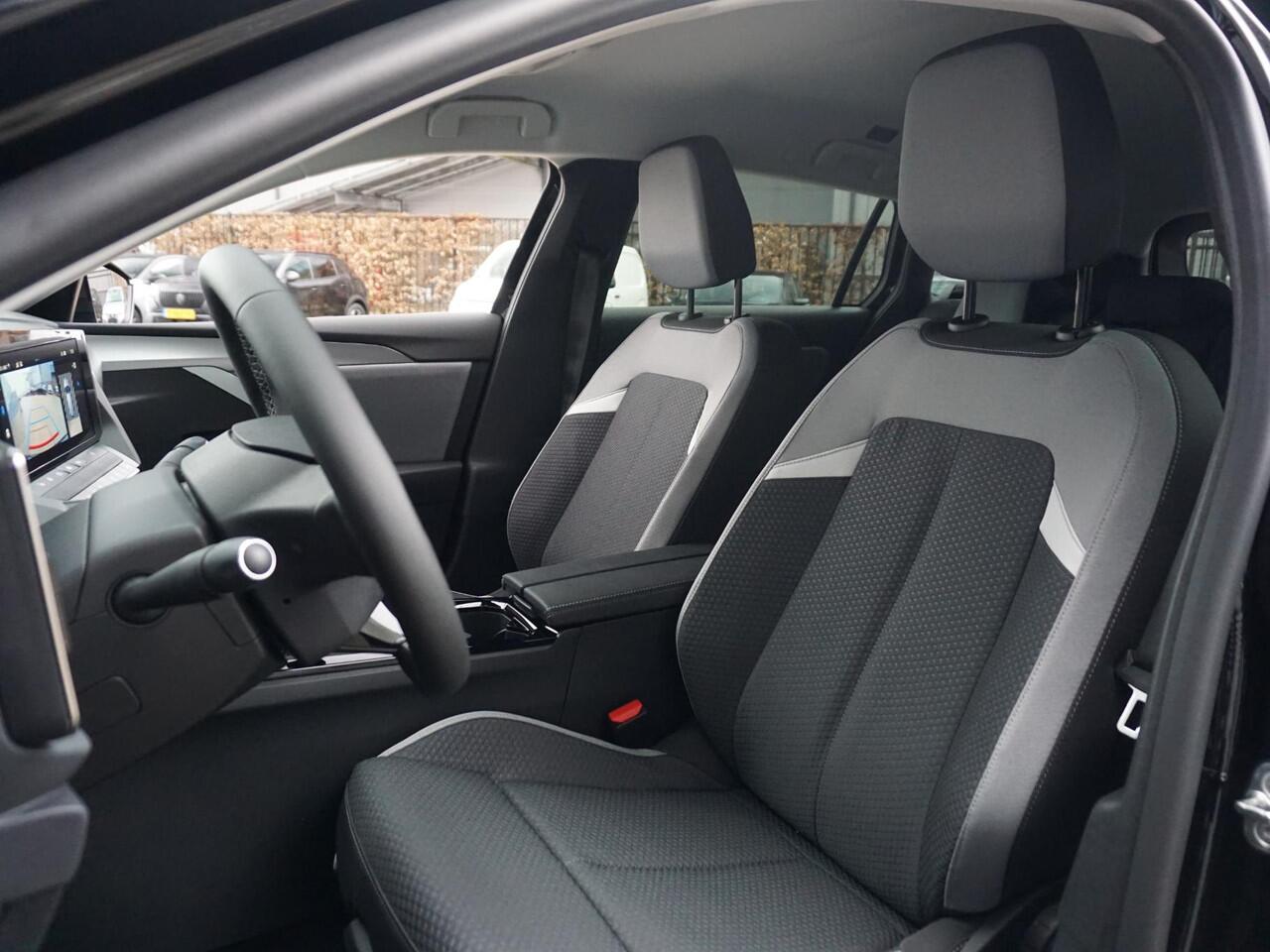 Opel ASTRA Sports Tourer 1.2 Turbo Business Edition