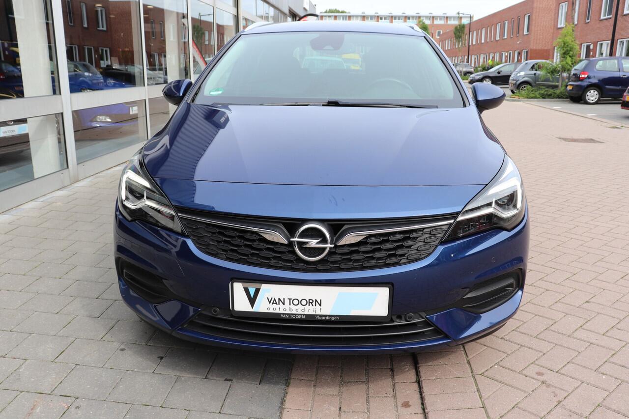 Opel ASTRA Sports Tourer 1.4 Elegance automaat. 146pk, Navigatie.