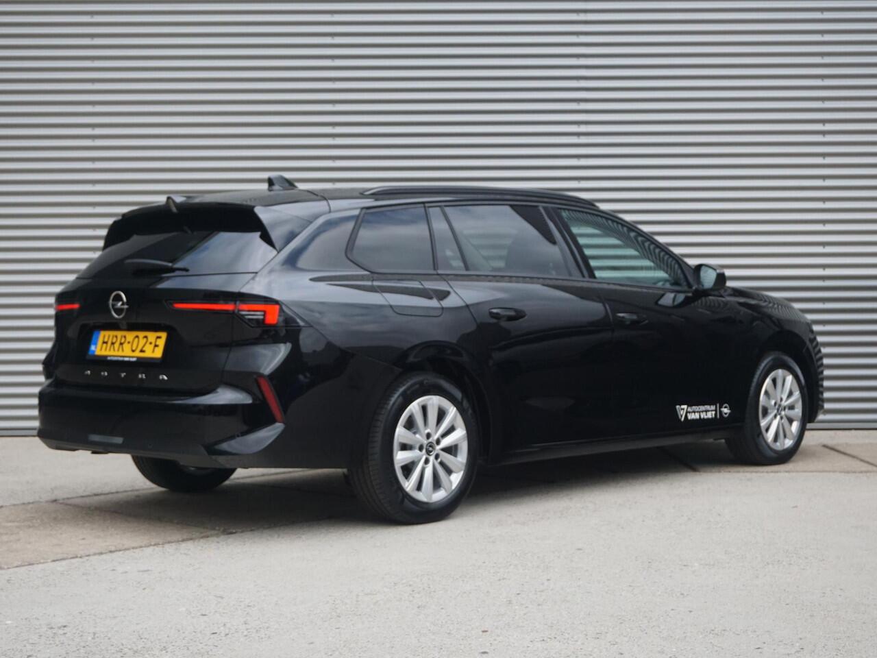 Opel ASTRA Sports Tourer 1.2 Turbo Business Edition