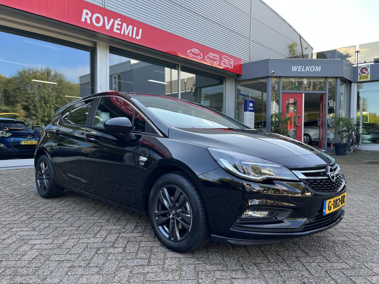 Opel ASTRA 1.4 Turbo 120 Jaar Edition Automaat, Carplay, Trekhaak,Cruise Controle.