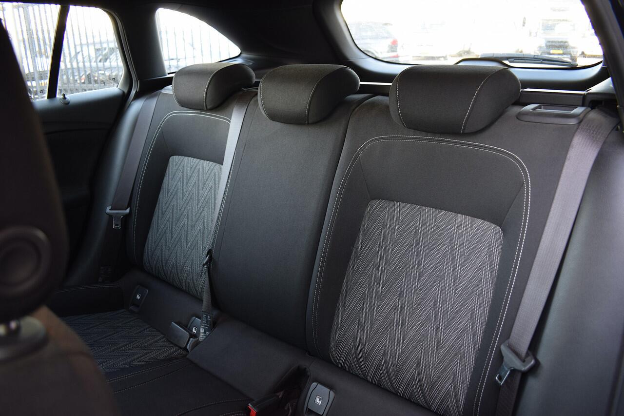 Opel ASTRA Sports Tourer 1.5 CDTI Edition 2020 | Trekhaak | CarPlay | Stuur- en Stoelverwarming