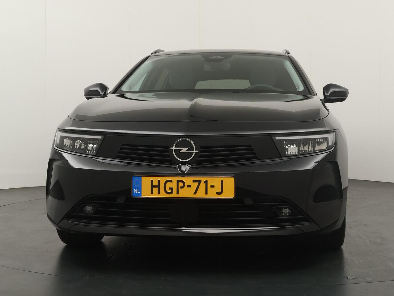 Opel ASTRA Sports Tourer 1.2 T Edition Camera / Navi / Clima / Stoelverwarming