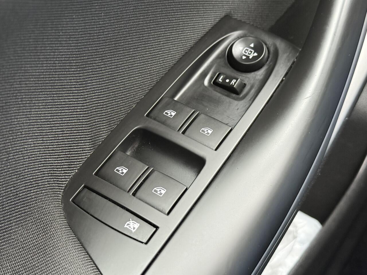 Opel ASTRA Sports Tourer BWJ 2020 1.2 111 PK Edition 96.000KM!! CLIMA | NAVI | CRUISE | APPLE CARP. | ANDROID AUT. | LMV | PDC | PRIV. GLAS | MULTIFUNCT. STUUR