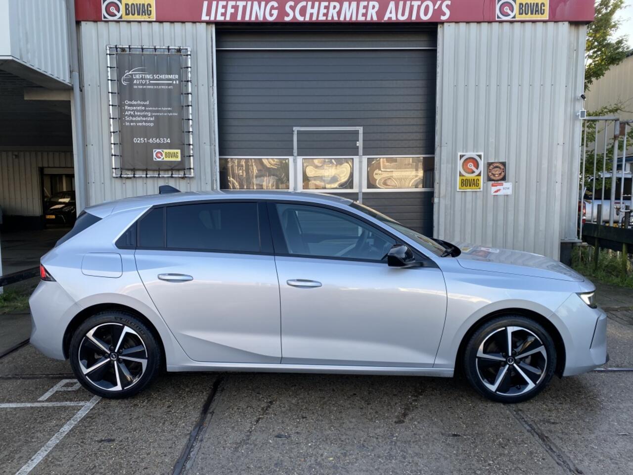 Opel ASTRA 1.2 Bns Elegance