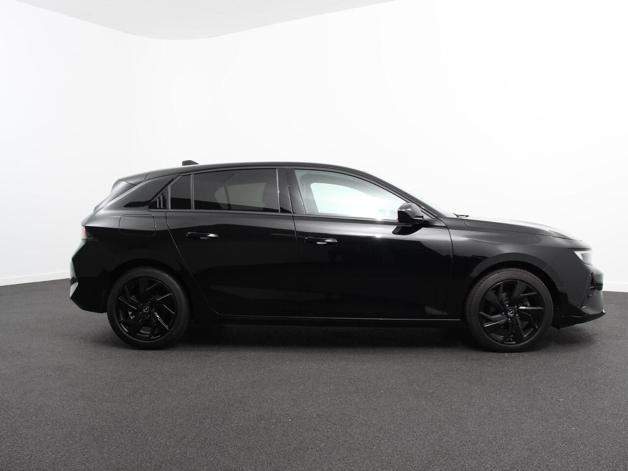 Opel ASTRA 1.2 Automaat GS Line | Climate control | Adaptive cruise control | LED | Voorstoelen verwarmd | Stuurwiel verwarmd | Achteruitrij camera 360* | Sfeer verlichting | Apple carplay/ Android auto