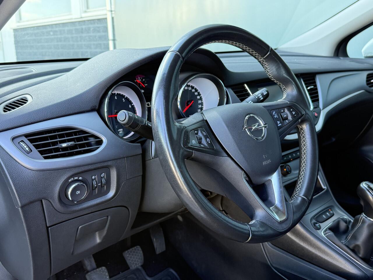 Opel ASTRA Sports Tourer BWJ 2021 1.2 111 PK Edition TREKHAAK | LED | AIRCO | CRUISE | BLUETOOTH | ELEK. PAKKET | ANDROID AUTO | APPLE CARPLAY | ISOFIX | PDC | MULTIFUNCT. STUUR