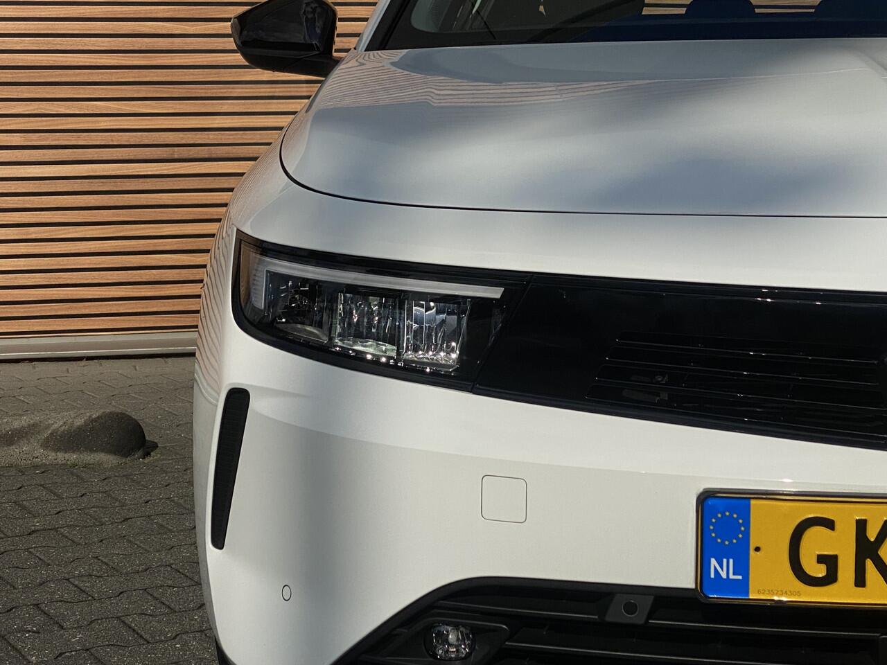 Opel ASTRA 1.2 Level 2 Navigatie / Keyless / Parkeerhulp v+a