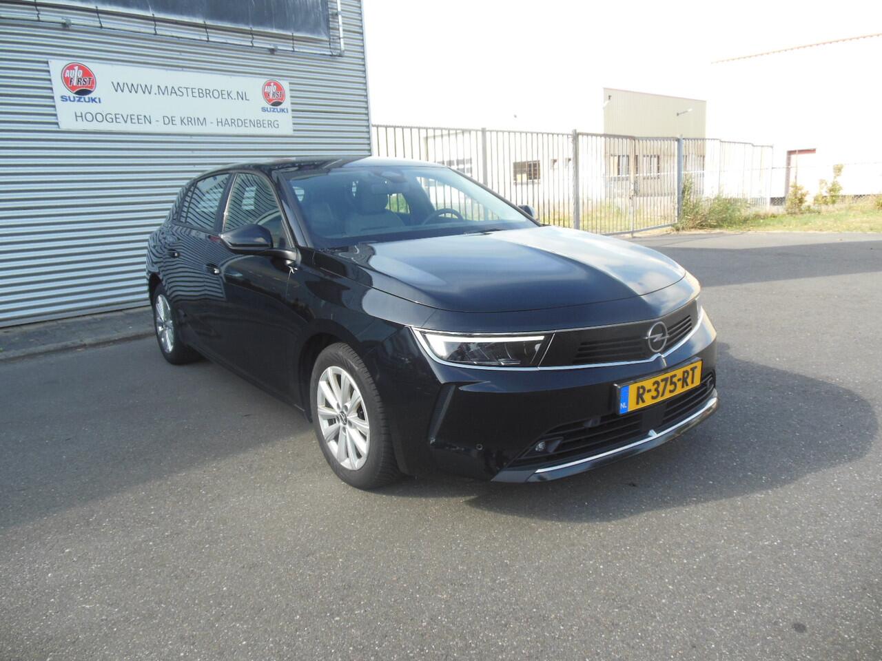Opel ASTRA 1.2 Edition Staat in Hoogeveen