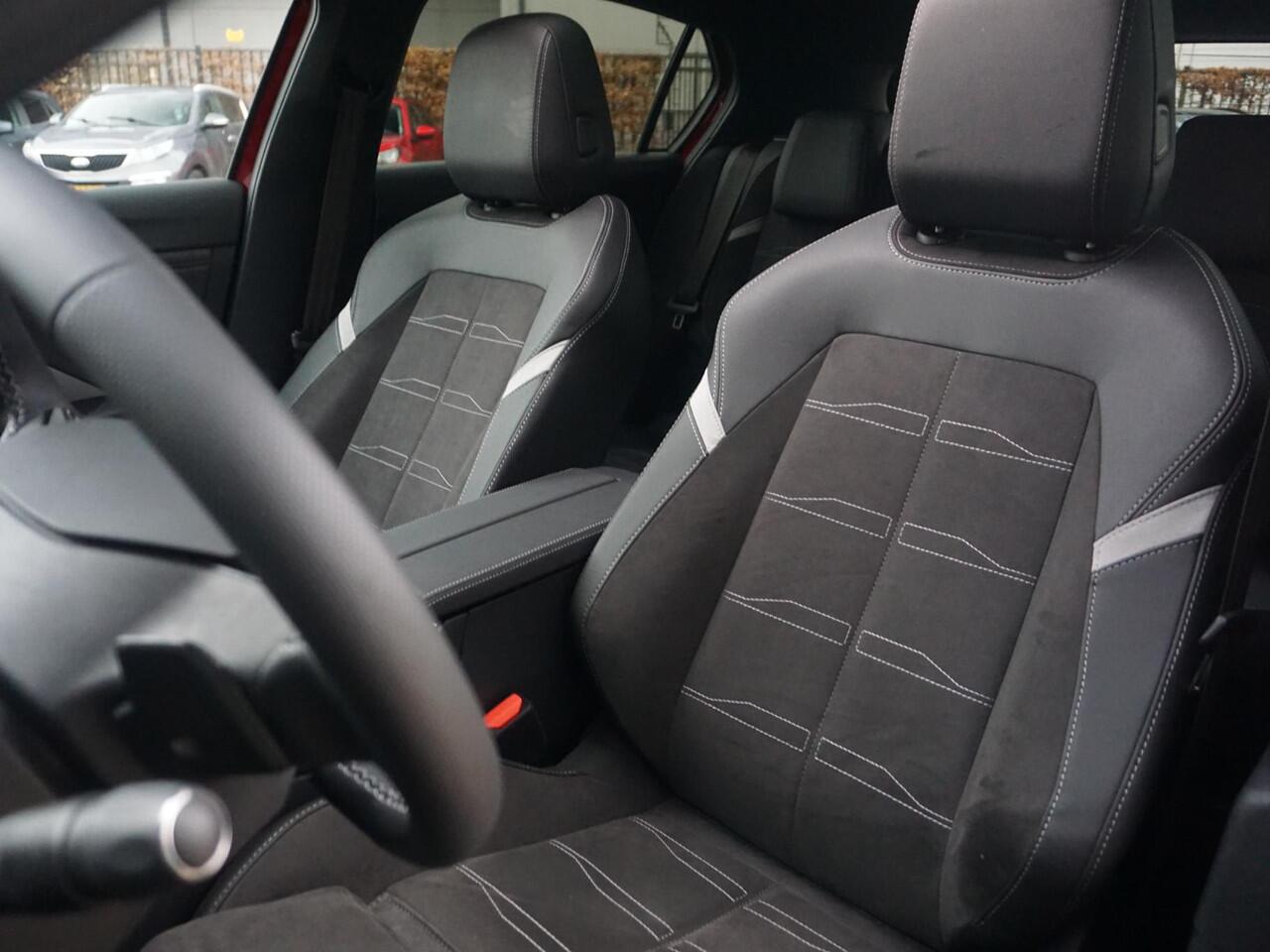 Opel ASTRA 1.2 Turbo Hybrid Ultimate Schuif / Kanteldak