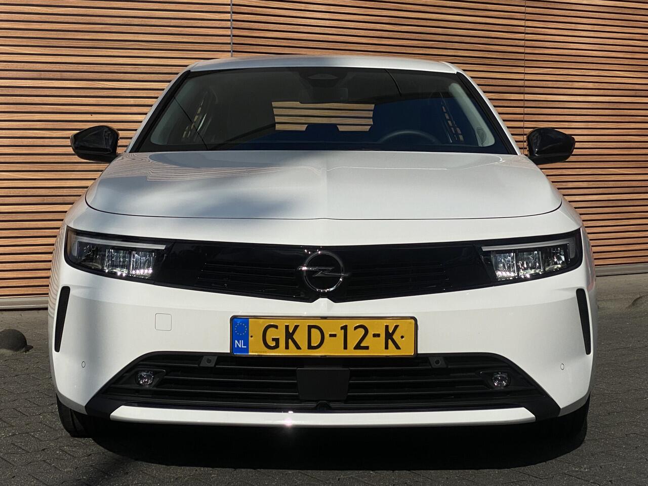 Opel ASTRA 1.2 Level 2 Navigatie / Keyless / Parkeerhulp v+a