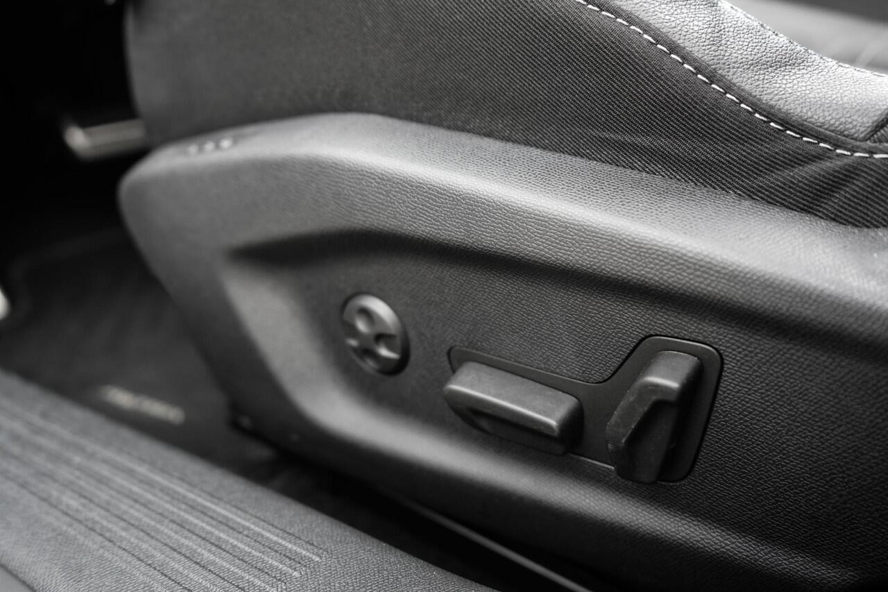 Opel ASTRA 1.6 Turbo Hybrid Ultimate | PANO | SFEER | 360° CAMERA | KEYLESS | VIRTUAL