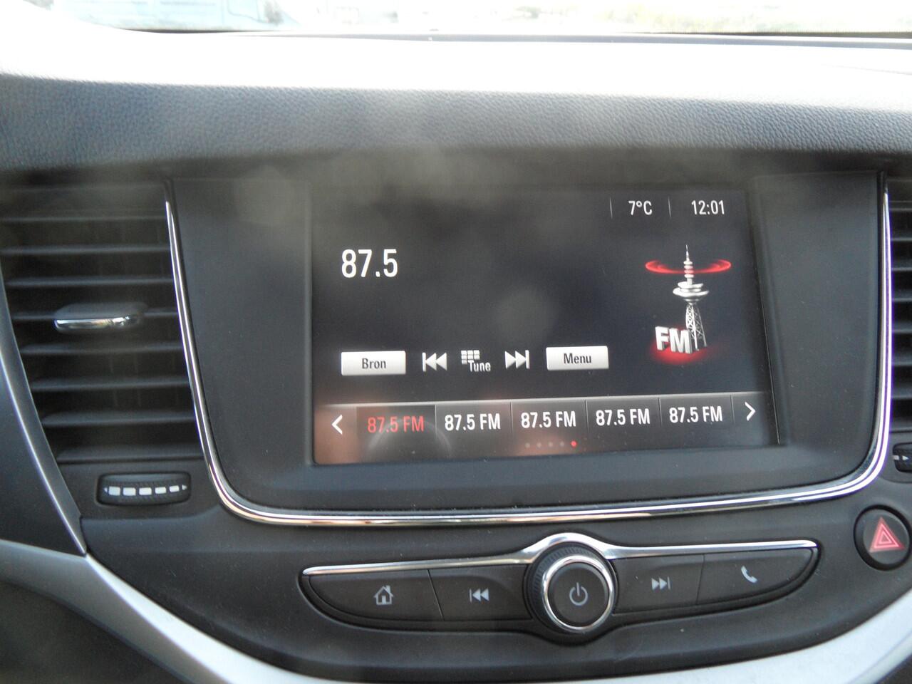 Opel ASTRA Sports Tourer 1.2 Edition