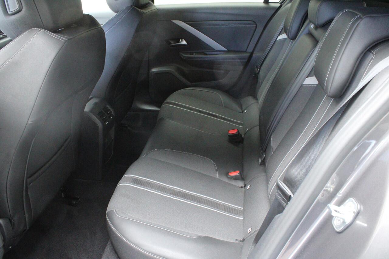 Opel ASTRA 1.2 Turbo GS 130 pk | climate | navi | pdc v/a + camera | head up | carplay draadloos | cruise adaptief | stoel stuurverwarming | keyless | bluetooth