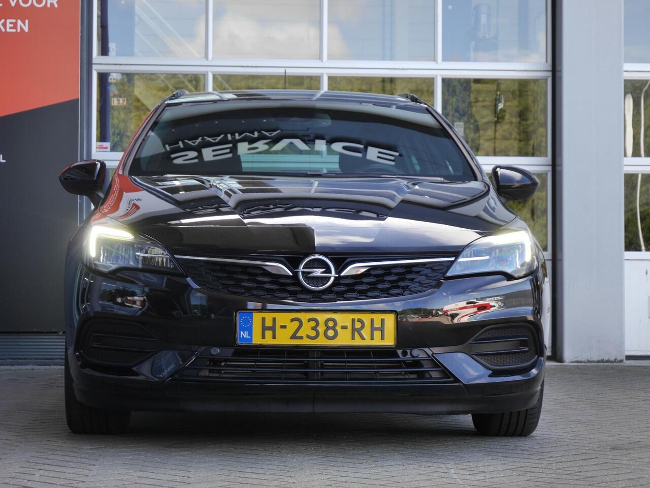 Opel ASTRA Sports Tourer 1.2 Edition 2020 130PK | Trekhaak | Lichtmetalen velgen | Parkeersensoren voor en achter | Cruise control | Climate control | Led